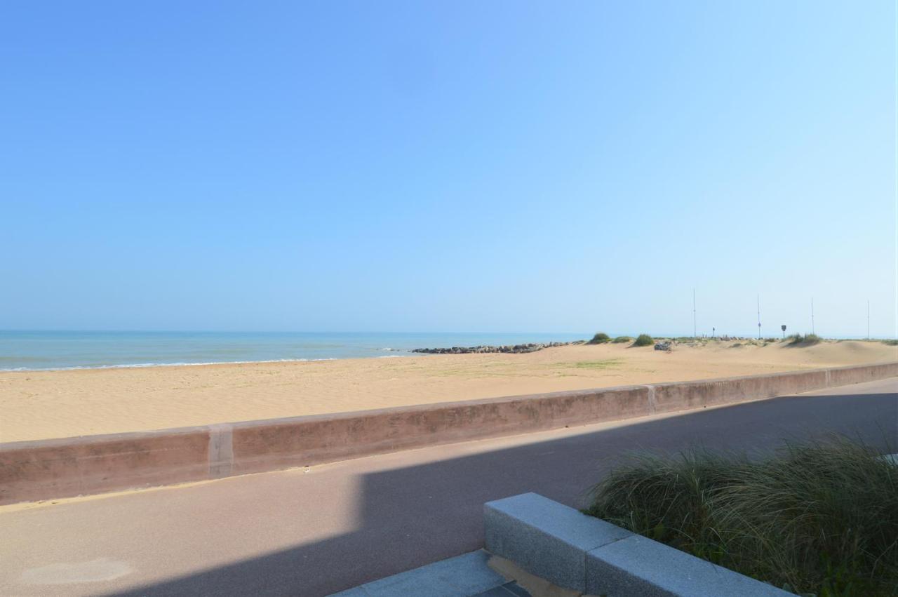Appartement Moderne Avec Terrasse A 500M De La Mer Courseulles-sur-Mer Exterior foto